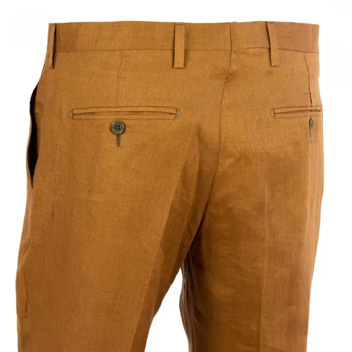 Dettaglio fotografico 2 del pantalone ocra, Modello 03