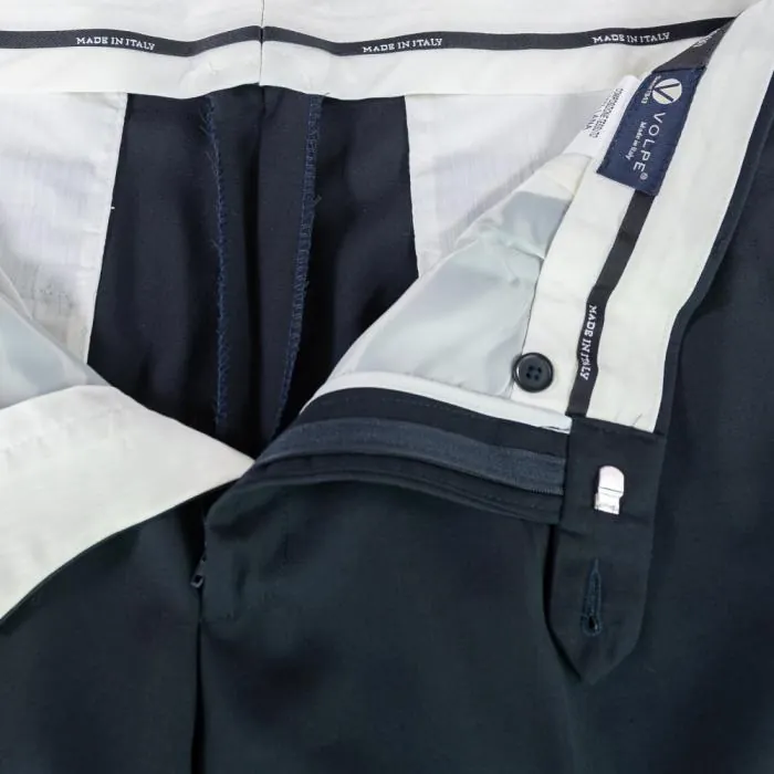 Dettaglio fotografico 3 del pantalone blu, Modello 06